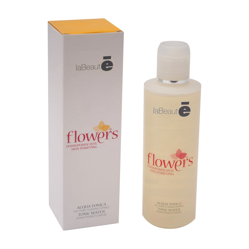 L'Acqua Tonica Flowers Biancospino è una lozione tonica dermopurificante ed equlibrante, che conclude la detersione quotidiana del viso in modo ottimale, facendo sentire la cute fresca a sfiammata. 